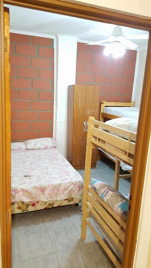 雷西斯膝西亚Los Victorios Apart公寓式酒店 外观 照片